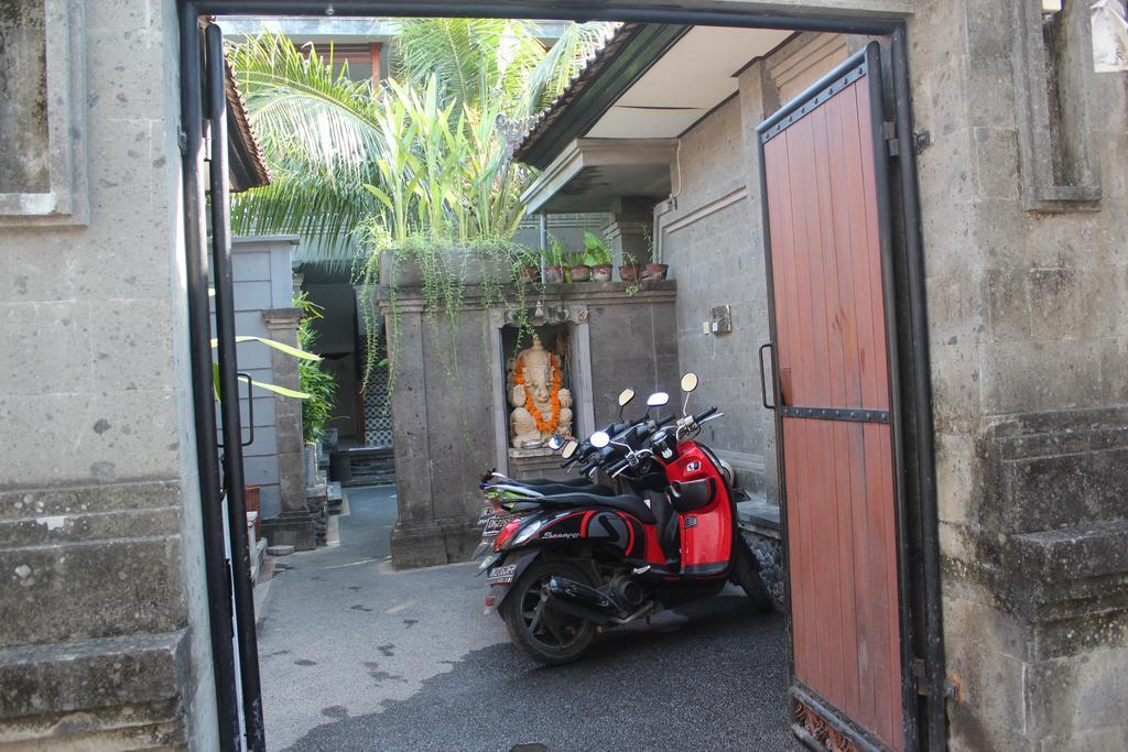 Letos Kubu Homestay Kuta Lombok Exterior foto