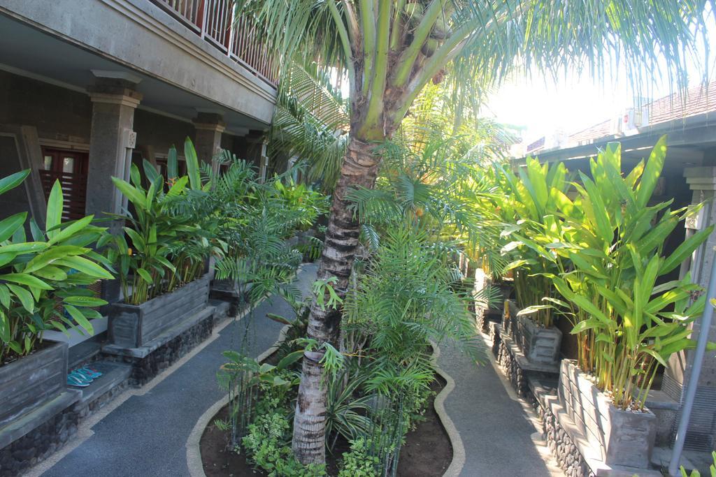 Letos Kubu Homestay Kuta Lombok Exterior foto