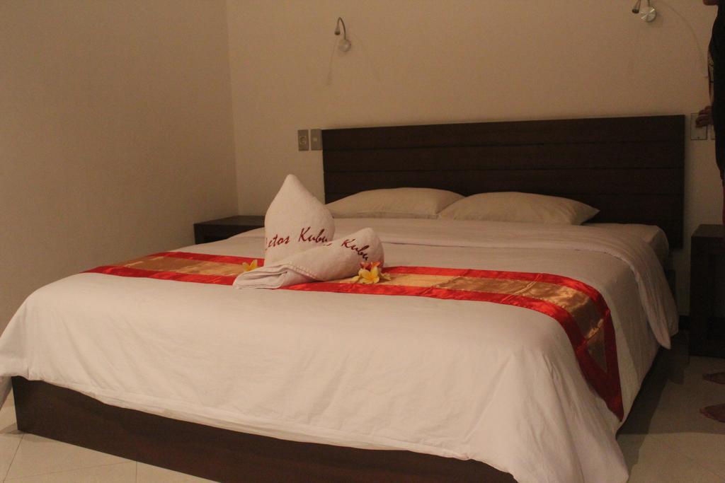 Letos Kubu Homestay Kuta Lombok Exterior foto